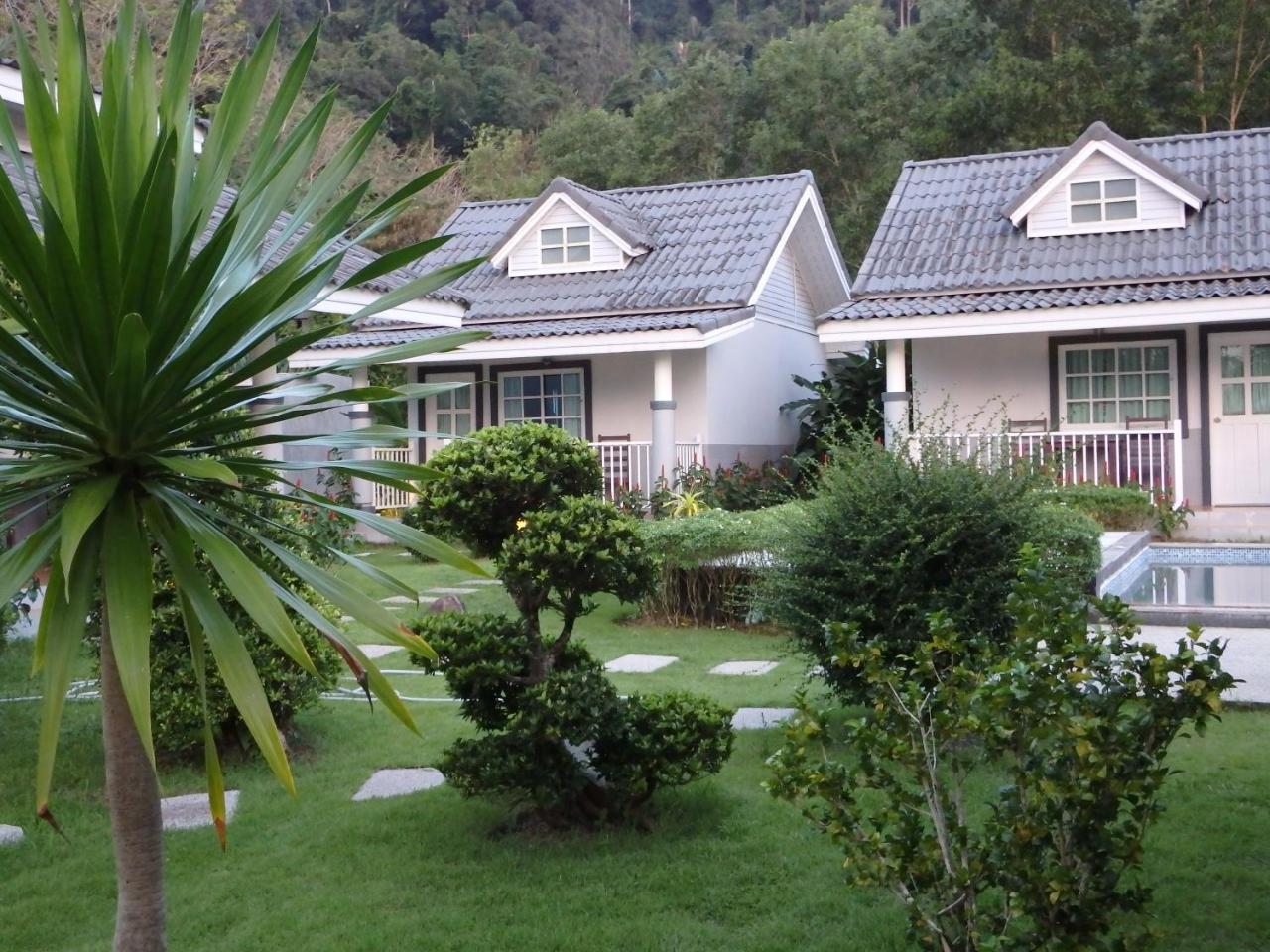 Suksompong Resort Khao Lak Exterior foto